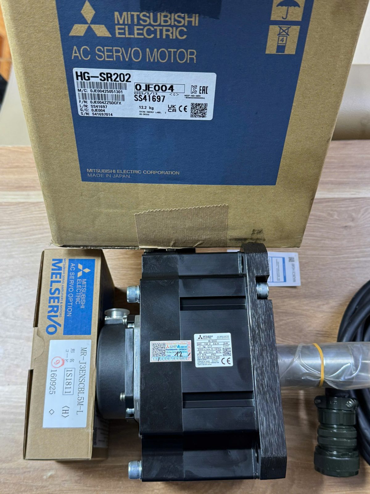 SERVO MOTOR MITSUBISHI HG-SR202