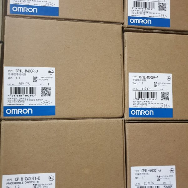 PLC Omron CP1L-L20DR-A