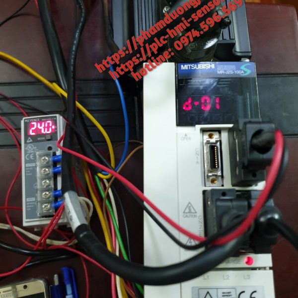 MR-J2S-100A + HC-SFS102 SERVO AC MITSUBISHI 1KW