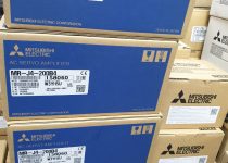 MR-J4-200B4 SERVO MITSUBISHI 2KW