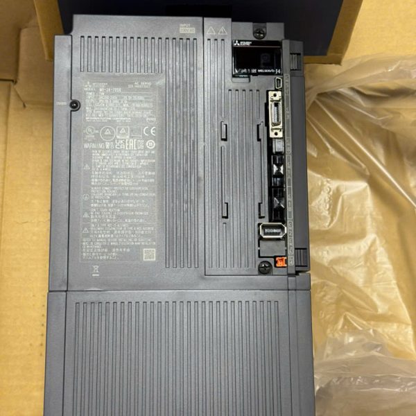 MITSUBISHI MR-J4-700B MITSUBISHI MR-J4-700B