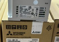 PLC FX5U-32MT/DS