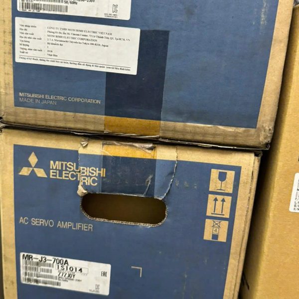 DRIVER SERVO MITSUBISHI MR-J3-700B