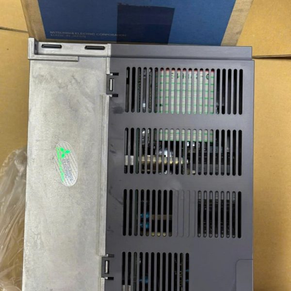SERVO MITSUBISHI MR-J3-500A SERVO MITSUBISHI MR-J3-500A